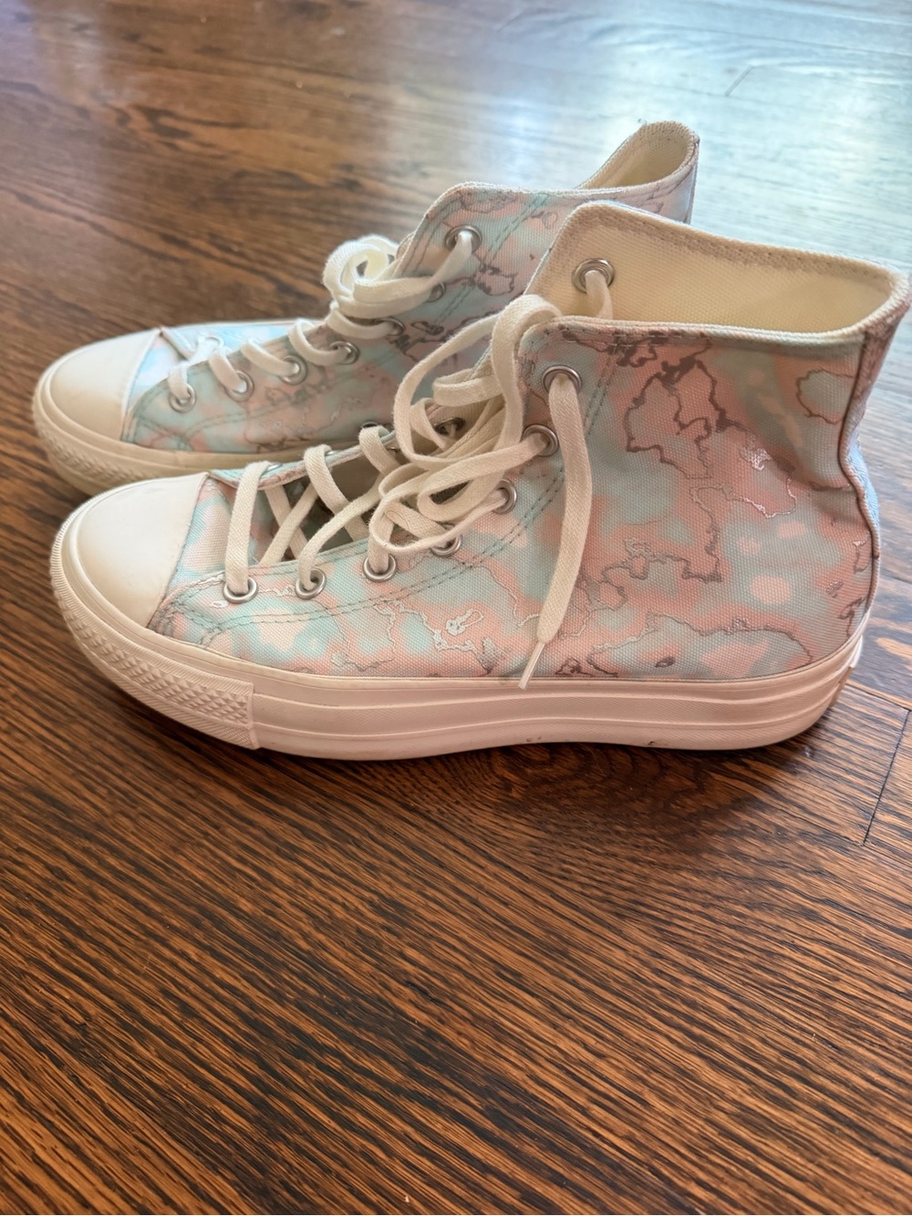 Converse High-Top Sneakers in Pastel Pink and Mint - Picture 2 of 5